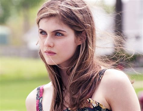 Under the cut are 100x100 gif icons of matthew daddario in naomi and ely's no kiss list. Alexandra Daddario Family Photos, Parents, Husband, Age ...
