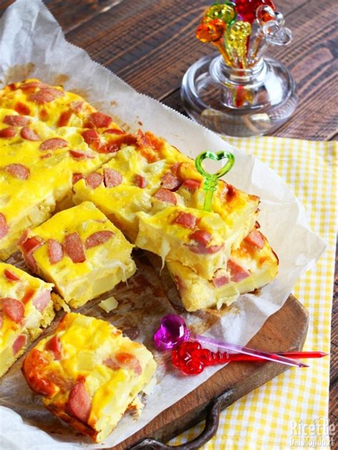 Check spelling or type a new query. Frittata di patate, wurstel e mozzarella