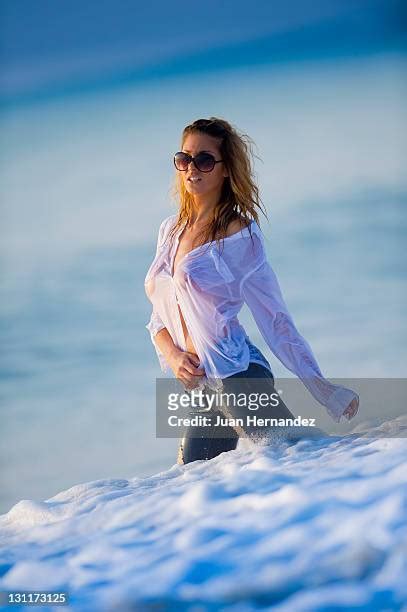 Wet Tshirt Babes Photos And Premium High Res Pictures Getty Images