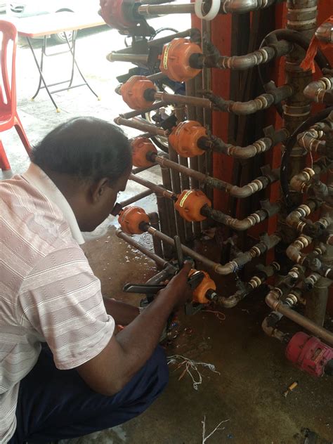 Pantas harga ayam aduan ini selangit. Badan Pengurusan Bersama (JMB) Pusat Komersil, Seksyen 7 ...