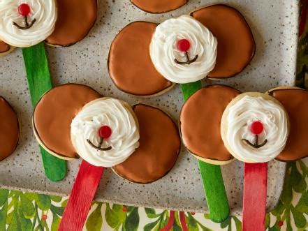 1.6m likes · 12,995 talking about this. Trisha Yearwood Christmas Bell Cookies/Foodnetwork. / 100 ...