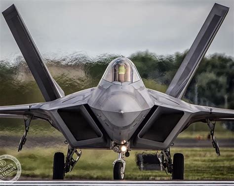 There is less than 5% difference. F-35 JSF vs Eurofighter Typhoon - F-35 versus XYZ