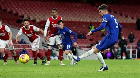 Jorginho suffers bizarre mistake during liverpool vs chelsea super cup. Chelsea pay the penalty as Jorginho matches Lampard with ...