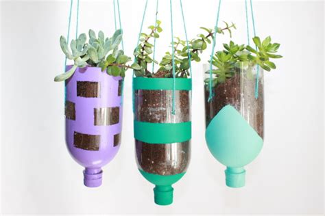 How To Make A Diy Planter Craft Out Of Recycled Water Bottles