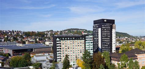 Injuries and suspensions, players back. Das Kantonsspital St.Gallen bereitet sich auf ...