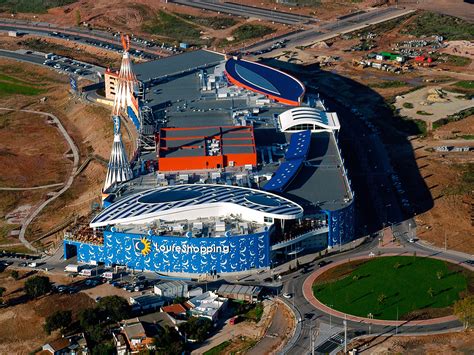 Loures shopping is located in loures. Loures Shopping - Engexpor