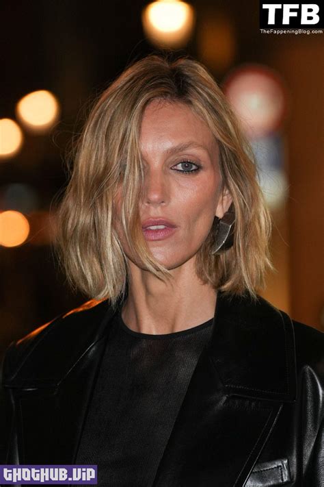 Sexy Anja Rubik Flashes Her Nude Tits At The Saint Laurent Womenswear