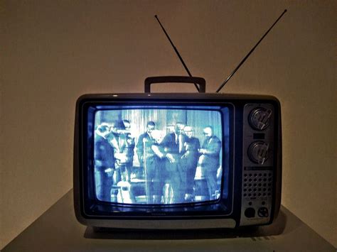 Ketakutan Pada Televisi Berwarna Israel Pertahankan Siaran Hitam Putih