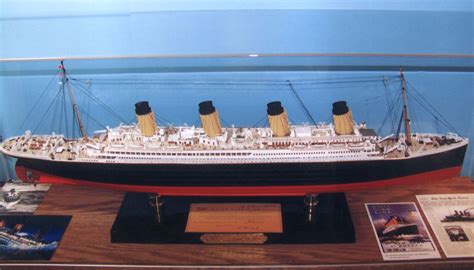 Minicraft 1 350 Scale RMS Titanic FineScale Modeler Essential