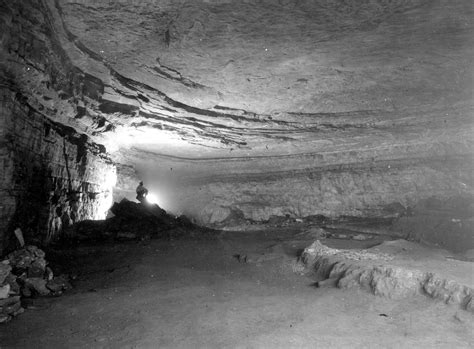Filemammoth Cave Rotunda Usgs Lwt02830 Wikimedia Commons