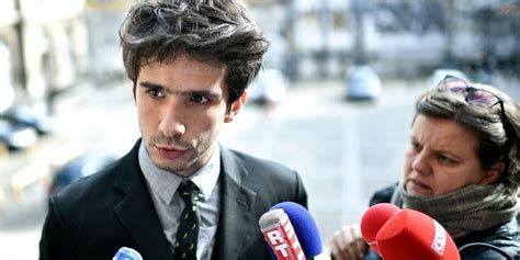 He worked on the legal team of julian assange and has been an outspoken supporter of the yellow vests movement, some of which he also represented in court. France : voici les graves révélations de l'avocat Gilet ...