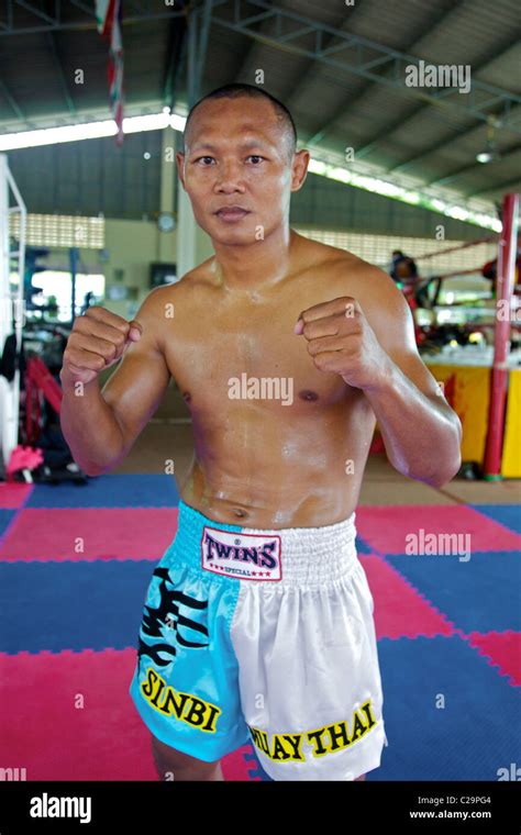 Saenchai Sor Kingstar Weltmeister Muay Thai Kick Boxer Phuket