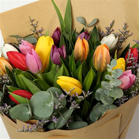 Online Beautiful Tulips Bouquet T Delivery In Uae Ferns N Petals