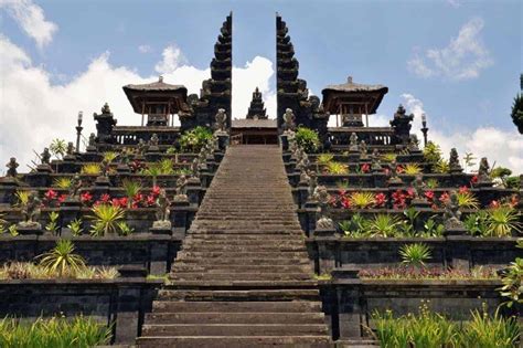 10 Peninggalan Kerajaan Bali Yang Dapat Memukau Dunia