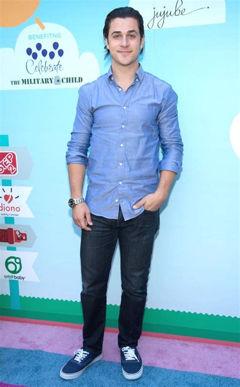 David Henrie Age Height Wife Net Worth Girlfriend Brother