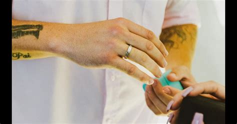 Do uol, em são paulo. Whindersson Nunes e Maria Lina Degann trocaram alianças de noivado - Purepeople