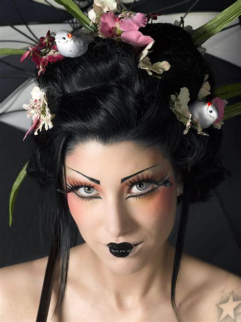 Modern Geisha Photo Alain Naim Mod Le Carine Medusa Makeup Geisha