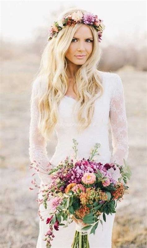 The most common beach wedding hair material is gemstone. 20 Beach Wedding Hairstyles for Long Hair | Hairstyles ...