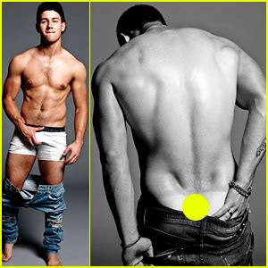 Nick Jonas Grabs Himself Shows His Butt Crack In These Shirtless Pics