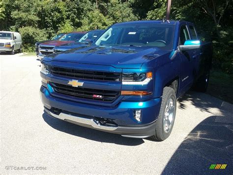 2017 Deep Ocean Blue Metallic Chevrolet Silverado 1500 Lt Double Cab