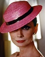 Timeless Beauty: 44 Stunning Photos of Audrey Hepburn in the 1970s ...