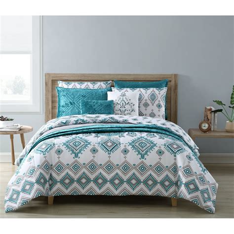 Mainstays River Medallion 8 Piece Comforter Set With Bonus Quilt Set