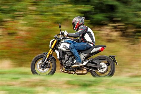 Cf Moto 700clx Heritage 2021 On Review Mcn