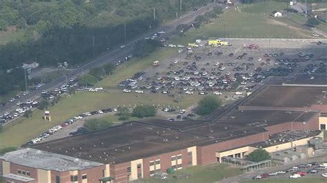 Texas School Shooting Shooter Reported At Santa Fe High School Cnn