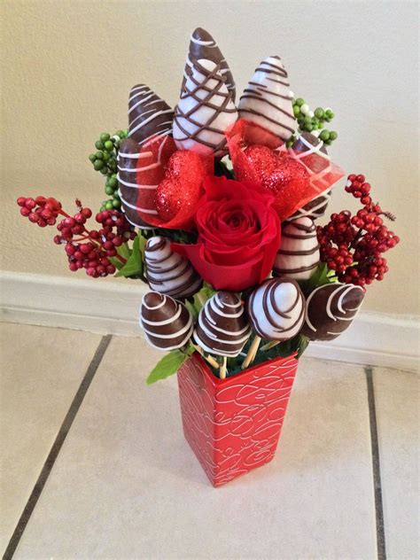 How To Make Edible Arrangements Chocolate Covered Strawberries