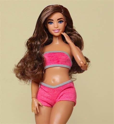Pin By Olga Vasilevskay On Barbie Dolls Curvy 1 Beautiful Barbie