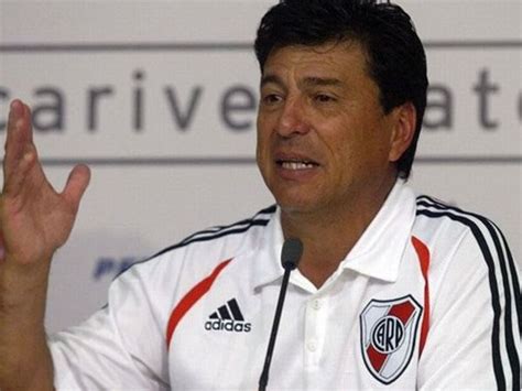 River Plate Passarella Y Su Comisión Gastaron 700 Mil Pesos Con La Tarjeta Del Club El Diario 24