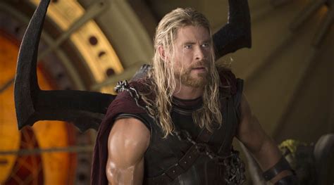 Thor Ragnarok Set Visit Everything We Learned About The Cosmic Sequel