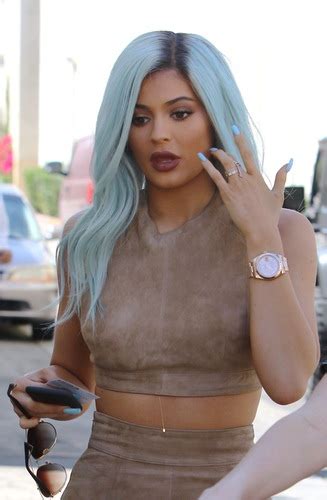 Kylie Jenner Goes Back To Blue Hair Color Fashion Trend Seeker
