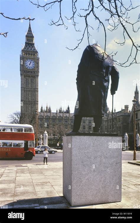 Statue Of Winston Churchill Parliament Square London England Uk