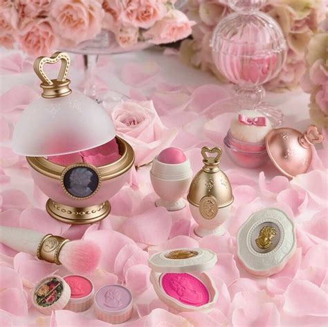 Les Merveilleuses Ladurée Releases Summer Collection