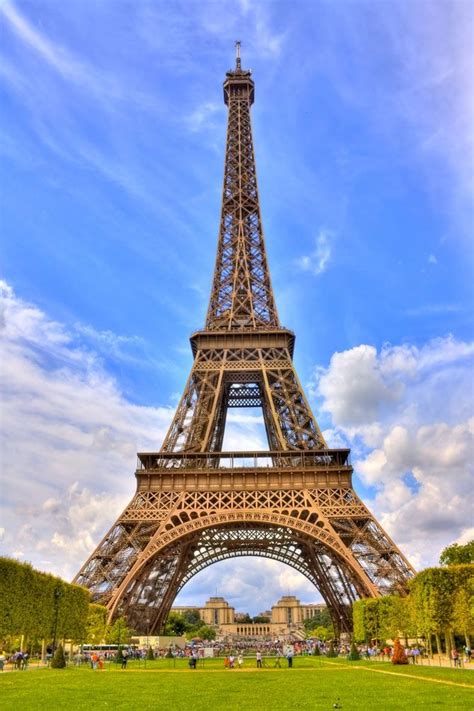 Эйфелева башня в Париже история описание фото Эйфелева башня Башня Париж