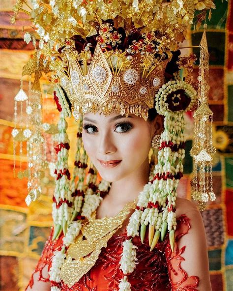 pretty lady in traditional palembang indonesian costume nationalattire nationalcostumes