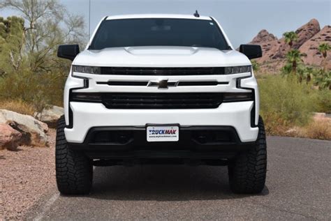 Dramatic Looking Lifted 2020 Silverado 1500 For Sale Gm Authority