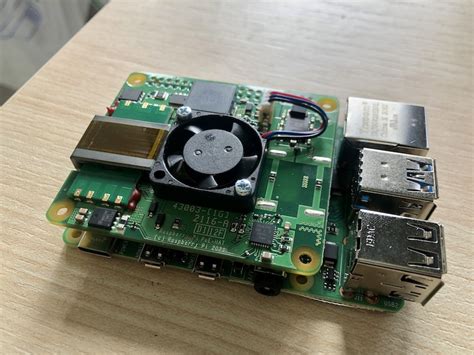Raspberry Pi 4 With The Poe Hat Luks And A Working Fan