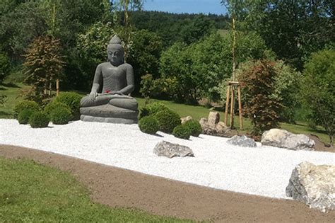 Relaxdays, hellgrau sitzende große zen buddha. Große Buddha Figuren für den Garten - Balibuddha