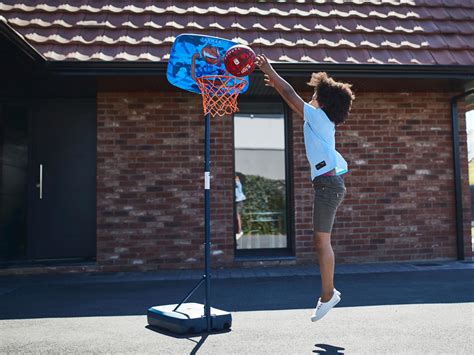 Basketball How To Choose The Right Basketball Hoop