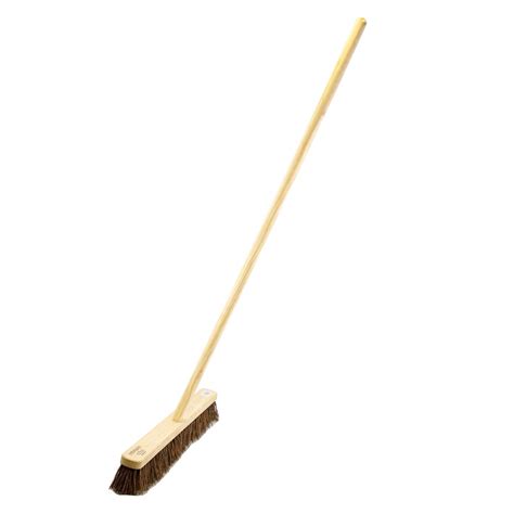 Newman And Cole 18 Natural Bassine Broom Head With Hole Supplied With