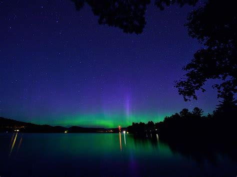 New Aurora Pictures Green Purple Lights Sparked By Solar Blast