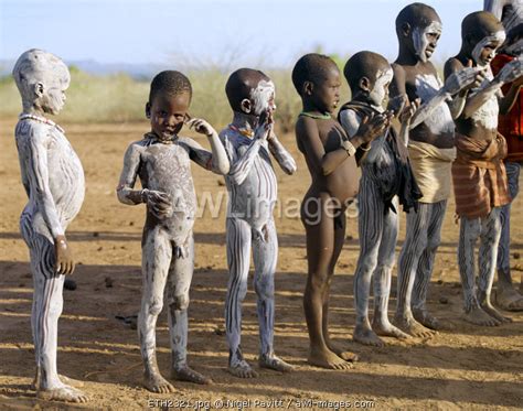 Awl Images Com Ethiopia Nyag Atom Boys Enjoy Participating In A Dance In The Late Afternoon