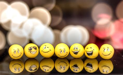 Happy Emoji Wallpapers Wallpaper Cave