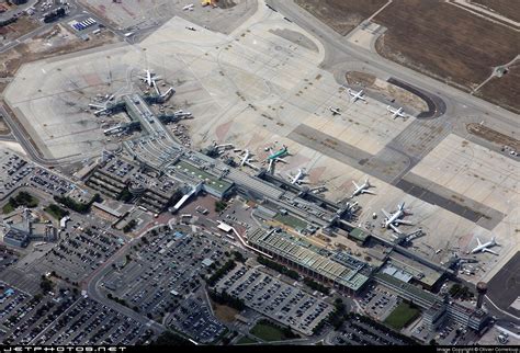 Aeropuerto De Marsella Provenza Megaconstrucciones Extreme Engineering