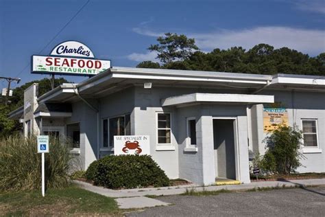 Charlies Seafood Restaurant One Of The Last Old School Virginia Beach