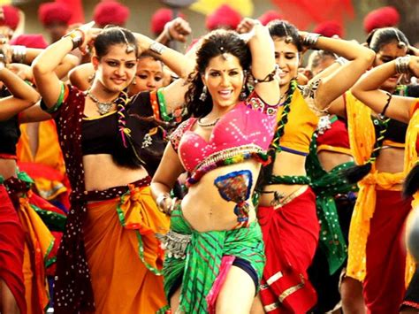 Watch Sunny Leone Is Back As The Queen Of Seduction In Leela Bollywood Hindustan Times