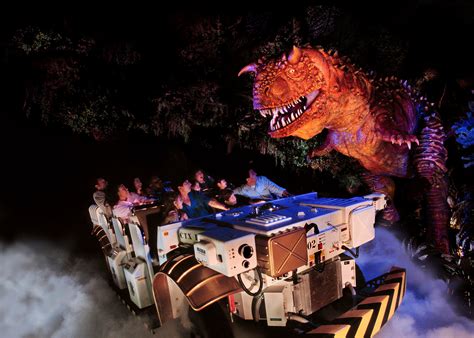 INFO: Why Dinosaur is better than Indiana Jones Adventure