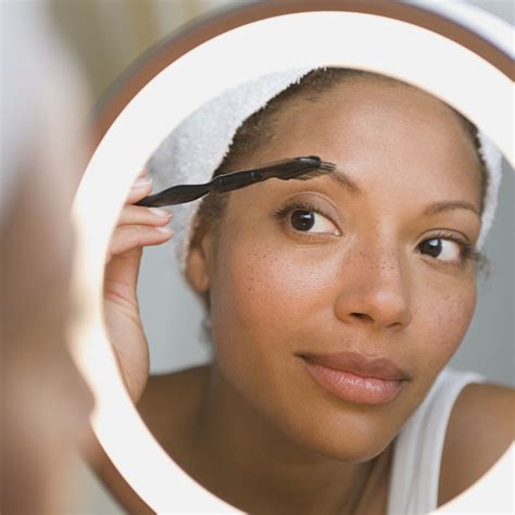 What You Should Know Before Shaving Eyebrows